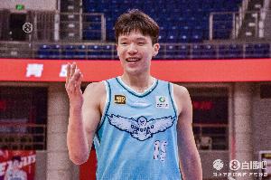 bob半岛-CBA最佳星锐候选:杨瀚森领衔 邹阳&段昂君&陈国豪等球员在列