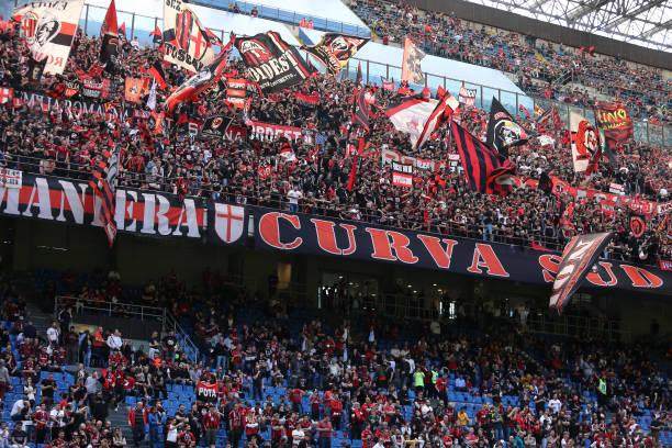 bob平台-莱昂先挥霍后进球完成救赎 米兰梦想复制百年奇迹